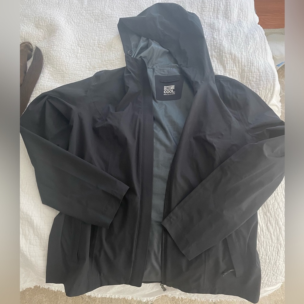 32 Degrees Cool Women’s Rain Jacket